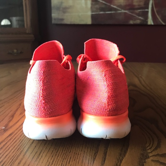 Nike Free RN Flyknit - Picture 4 of 5